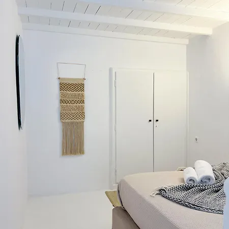 White Pearl Mykonos And Mykonos Town